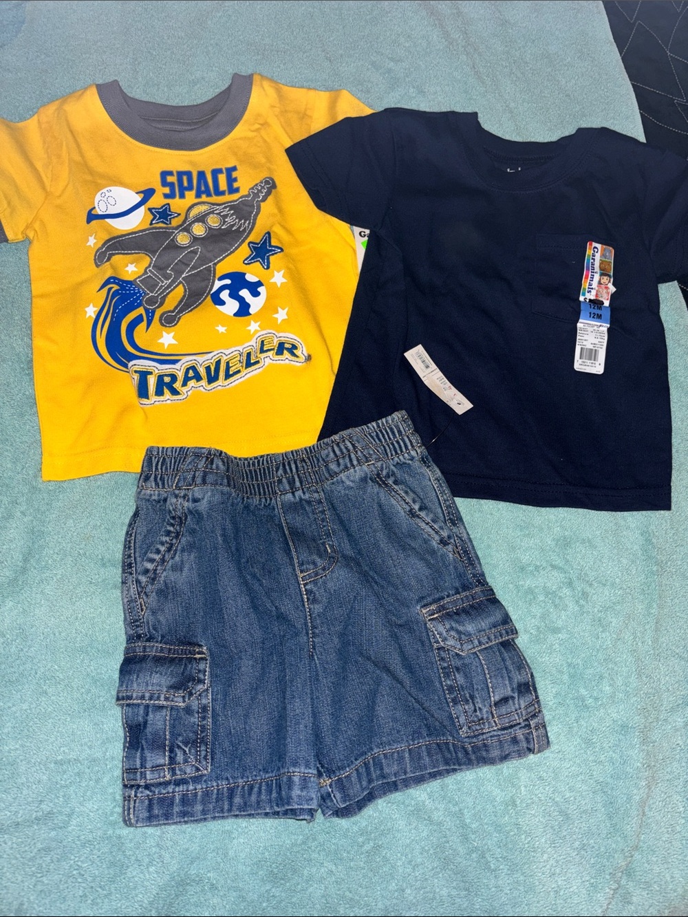 NWT 3 Kids Denim Cargo Shorts, black tee & space yellow appliqué tee 12 m